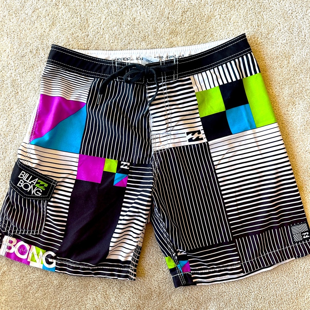 Billabong colorful shorts